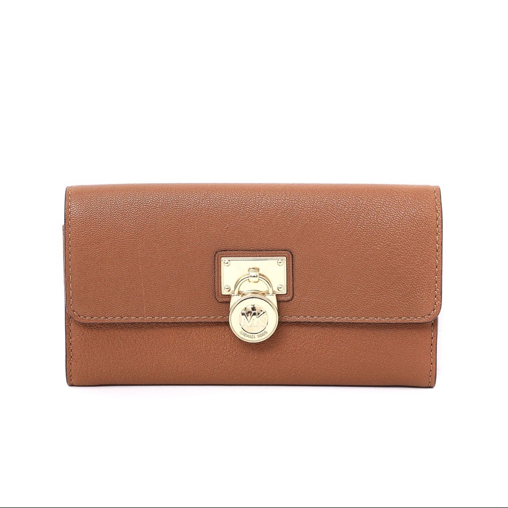 Michael Kors Hamilton Traveler Large flap wallet